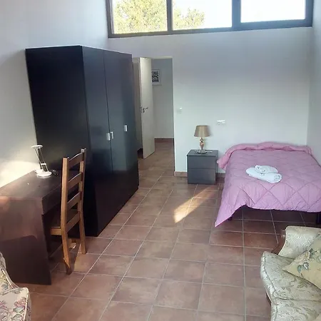Villamercedes 1 فيلة